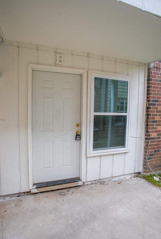109 Limoges St