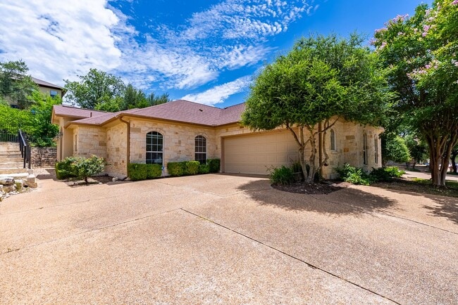 1305 Delsie Dr