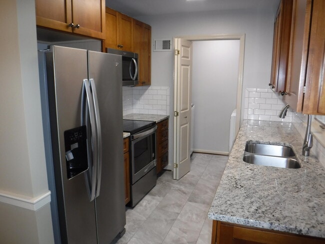 Photo - 2964 Candlelight Way