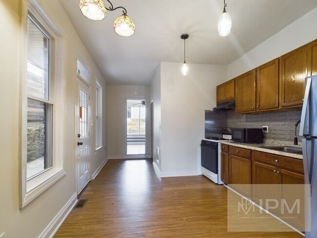 Photo - 319 N Penn St Unit 319 N. Penn St Apt 1