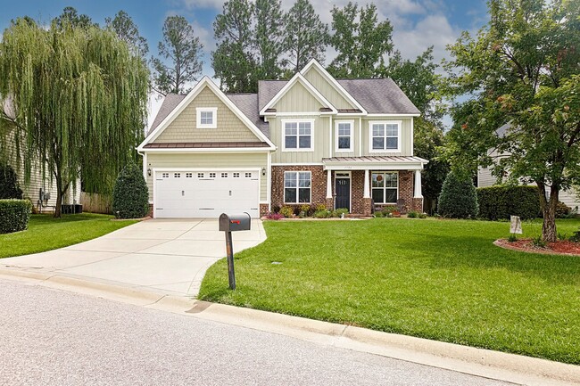 Building Photo - Lovely 4 Br/3.5 Bath Home Over 3000 Sq.Ft.