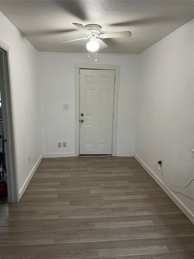 Photo - 7909 Brutus St