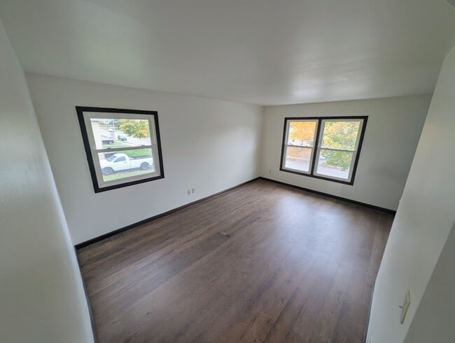 Living Room - 220 Pleasant St