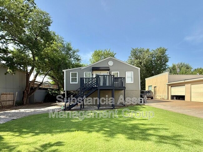 Building Photo - 2604 NW 50th St