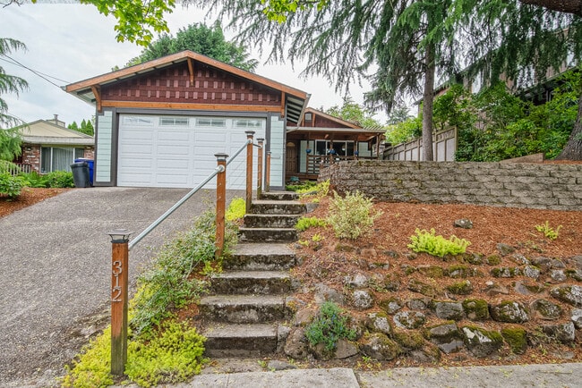 Photo - 312 S Nebraska St