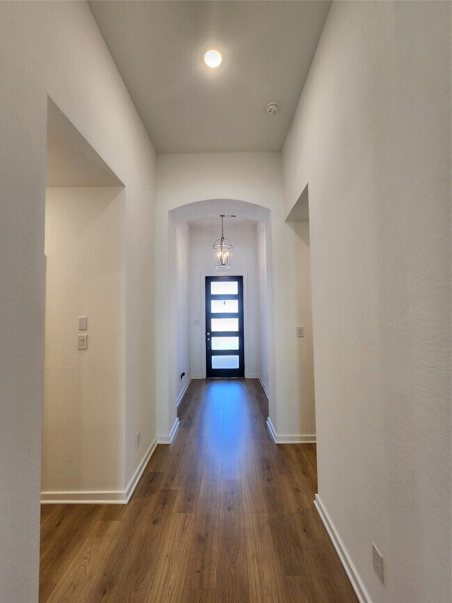 Photo - 24823 Hibiscus Gdn Wy