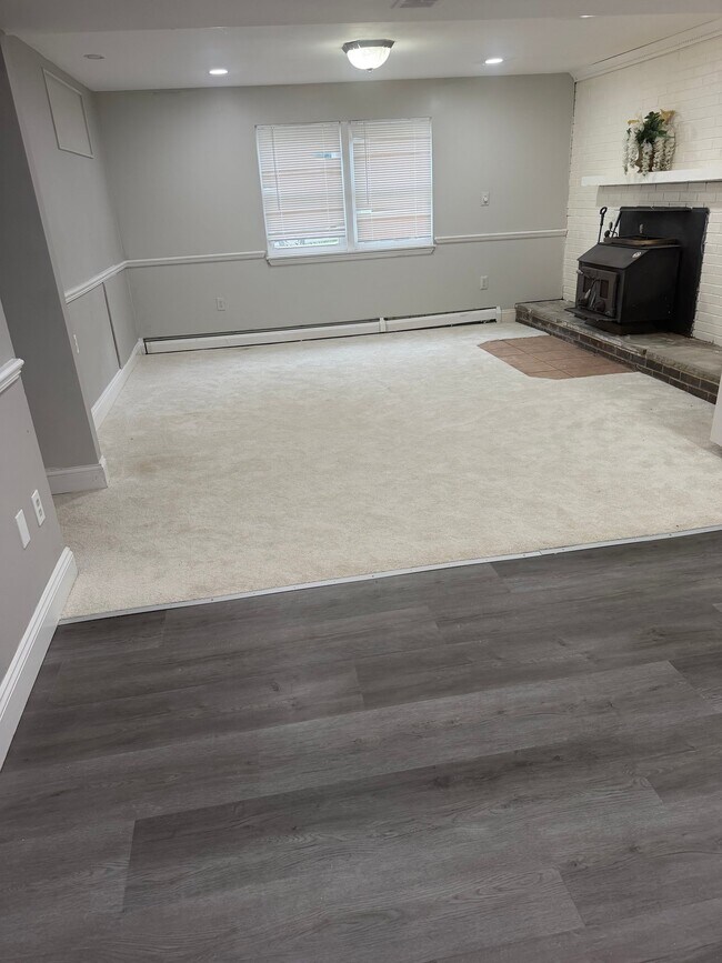 4812 Kentbury Ct