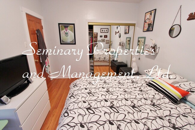 Photo - 4407 N Paulina St Unit 3