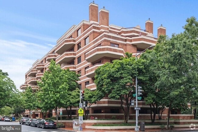 Building Photo - 2301 N St NW Unit 508 Rental