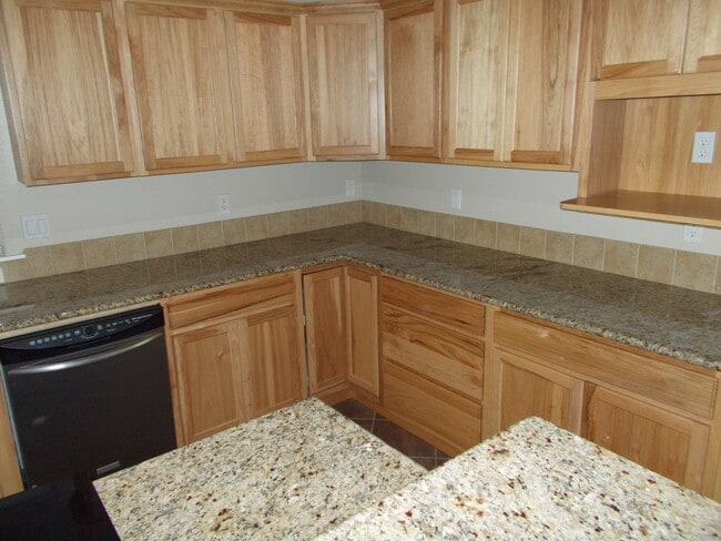 Photo - R91G/$1895.00 RENTED