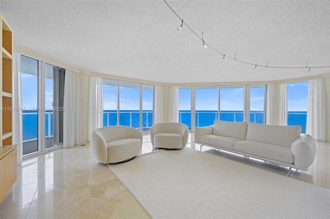 Photo - 16445 Collins Ave Unidad 1921