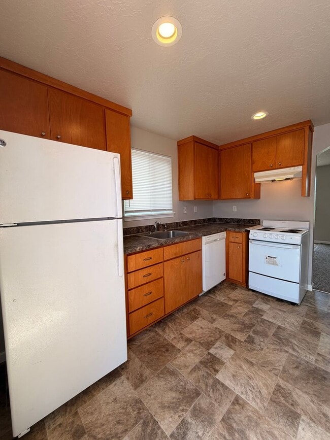 Photo - 1760 W 18th Ave Unit 1760