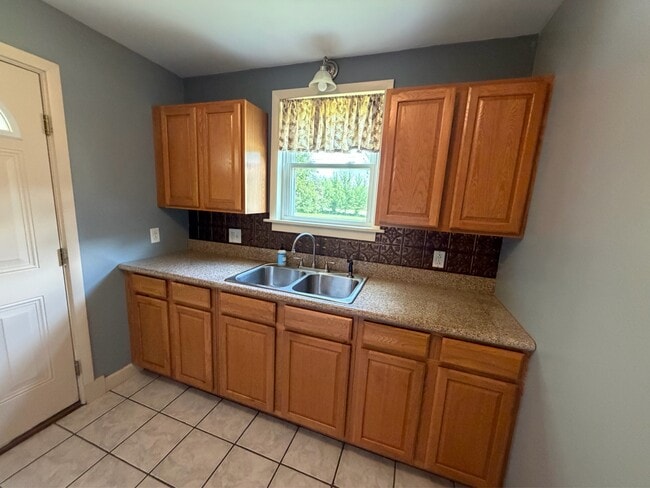Photo - 3423 Ellwood Rd