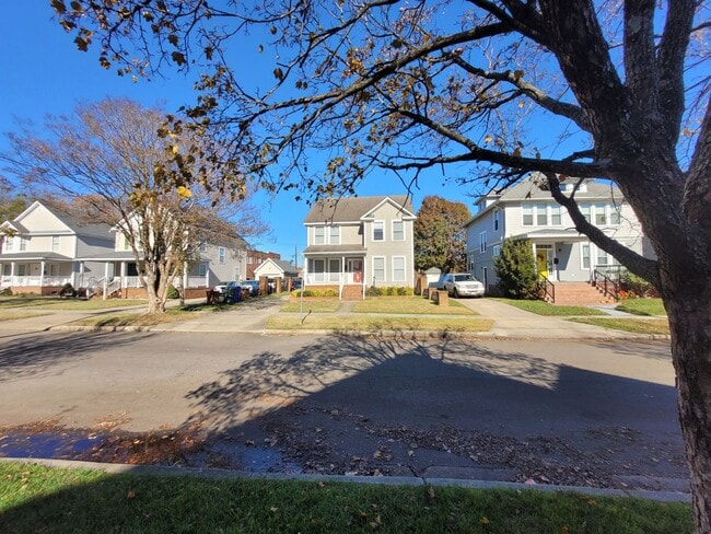 Photo - 3 Bedroom, 2.5 Bath Home with Open Floor Plan