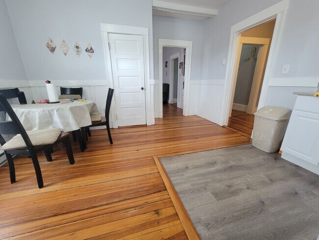 Photo - 139 Franklin St Unidad 5