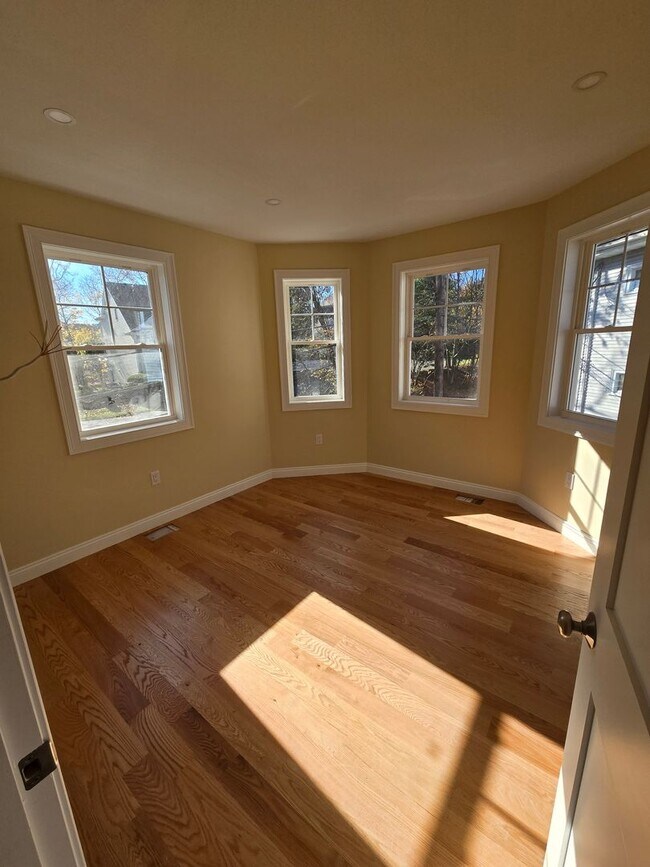 Photo - 3bed/3 bath in Brighton