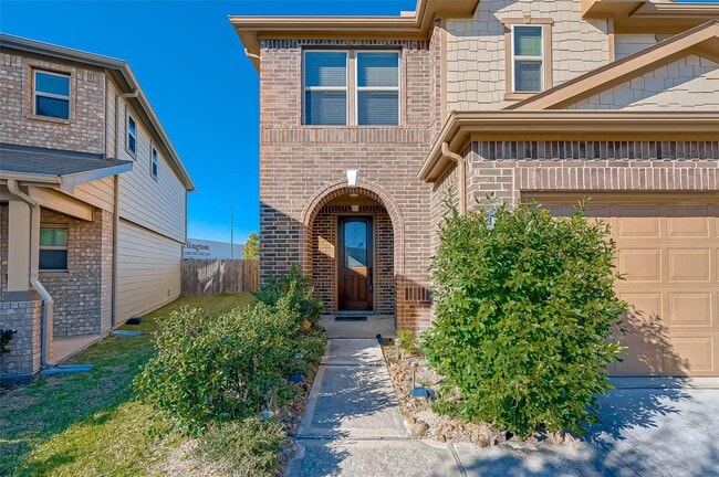 Photo - 16306 Oakside Hollow Ln