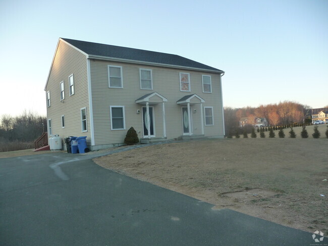 Building Photo - 632 Westchester Rd Unit B Rental