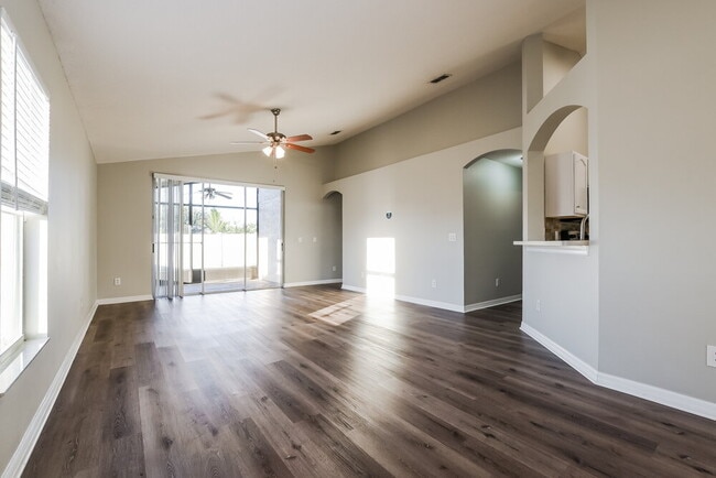 Photo - 2613 Deck Ave