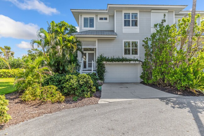 Photo - 701 S Harbor Dr