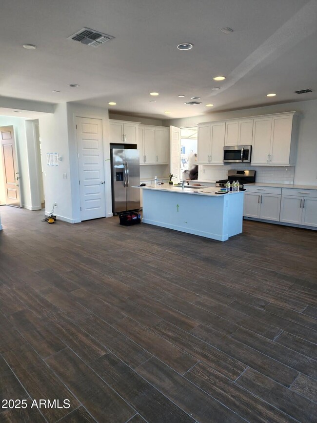 Photo - 9903 E Tillman Ave