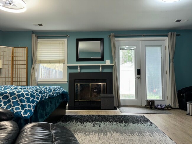 Photo - 7357 Crestleigh Cir