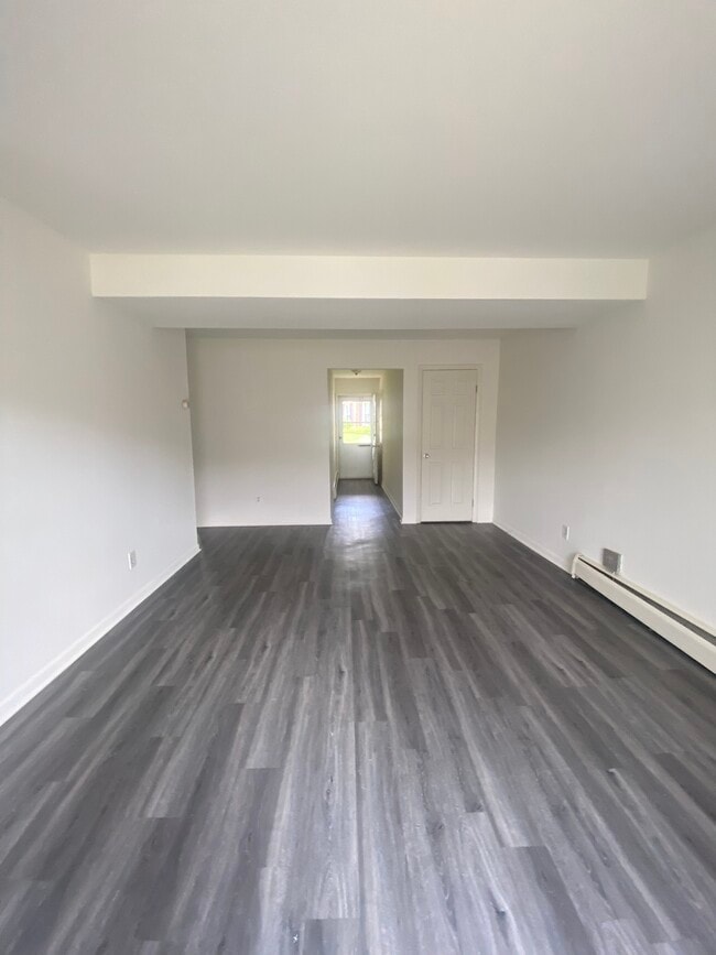 Photo - Broadmore Apartments