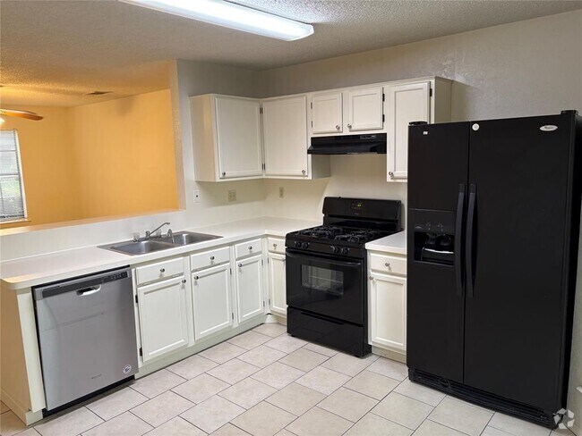 Building Photo - 11901 Swearingen Dr Unit 61-L Rental