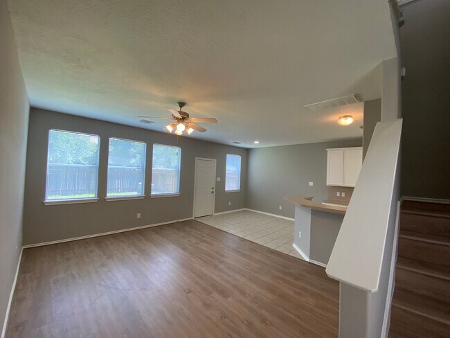 Photo - 17234 Oakwood Chase Dr