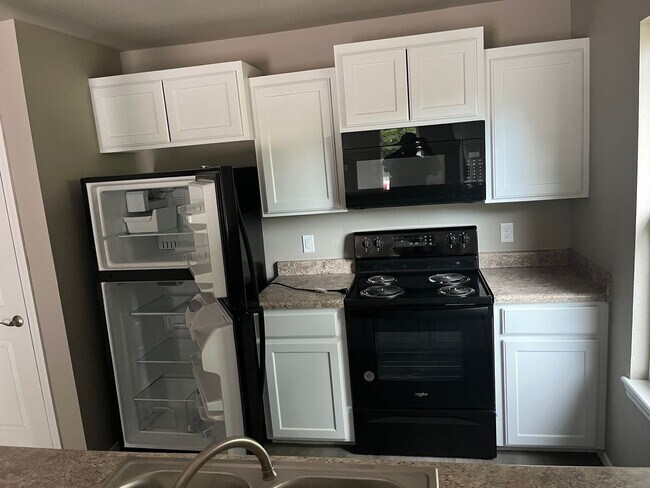 Photo - 111 W 2nd St Unit B