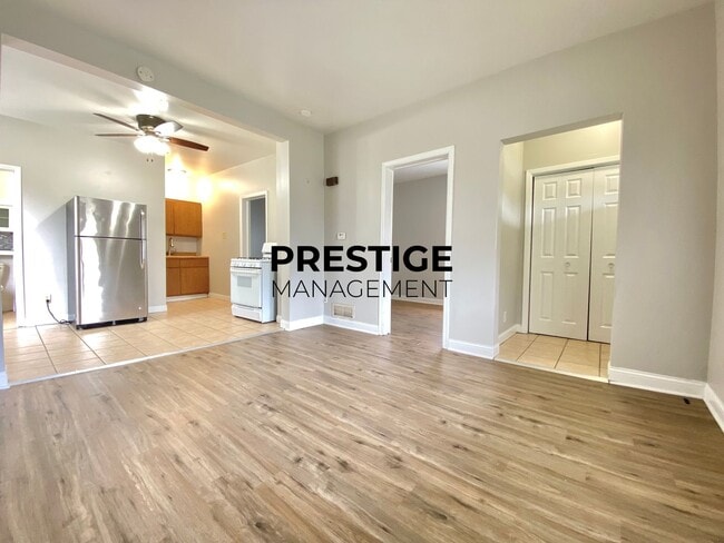 Photo - 4724 Pine Ave Unit 4726