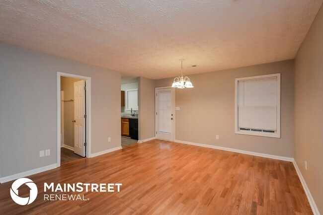 Photo - 614 Dove Cove