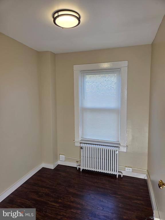 Photo - 143 Old Dorwart St