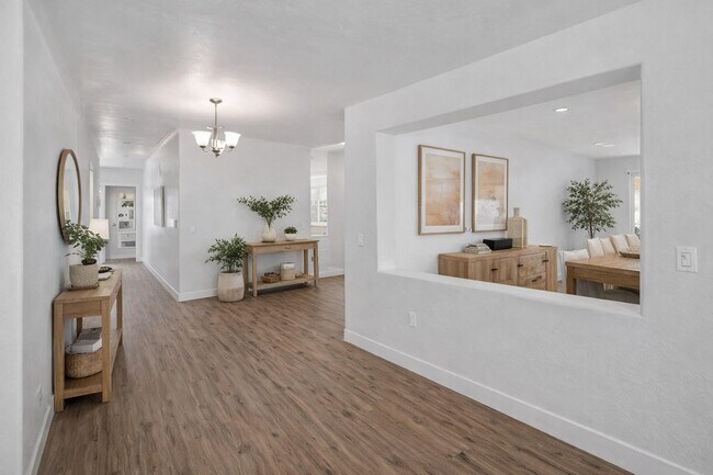 Photo - 1365 E Betsy Ln