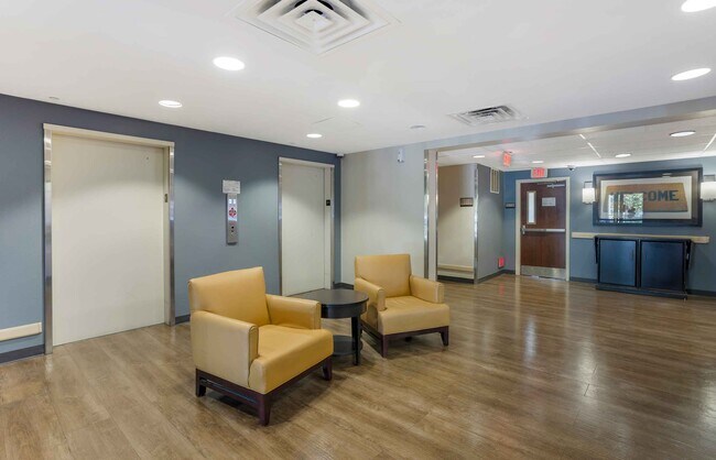 Furnished Studio-Philadelphia - Airport - Tinicum Blvd
