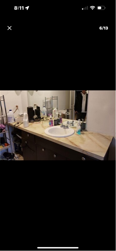 Photo - 685 Garry Rd