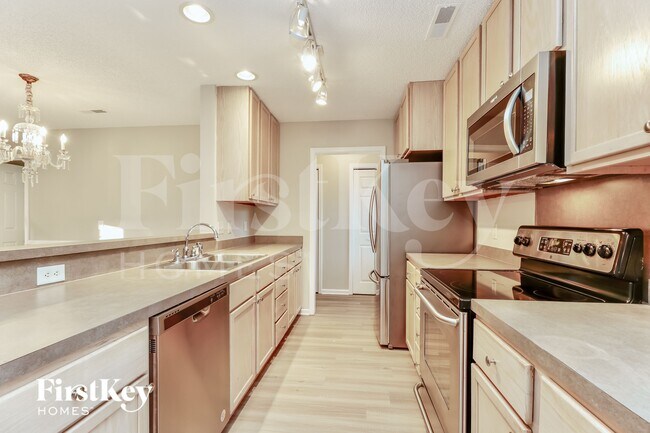 Photo - 168 Jupiter Ln