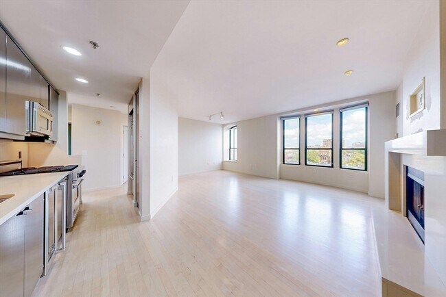 Building Photo - 755 Boylston St Unit 304 Rental