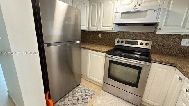 Photo - 5388 W 24th Ave Unidad 110