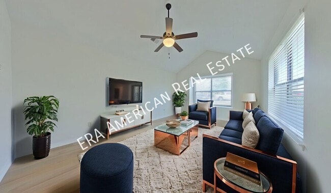 Photo - 1916 Squirrel Path