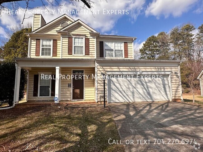 Building Photo - Charming 3BR/2.5BA Home in Charlotte!