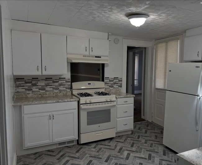 Photo - 11313 Reading Rd Unit B