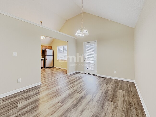 Photo - 7745 Poppy Dr