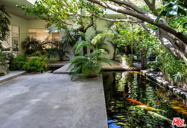 Photo - 1121 Loma Vista Dr