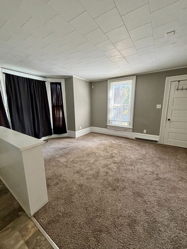 Photo - 1 Bedroom, 1 bathroom apartment in great C...