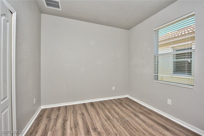 Building Photo - 13566 Messino Ct