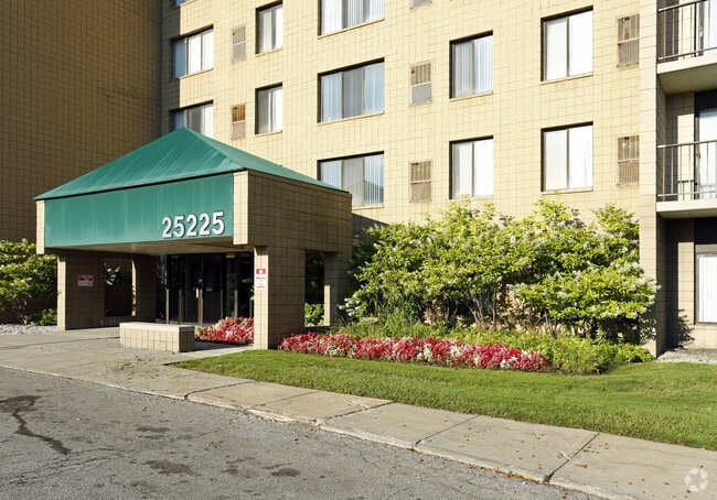 Highland Towers - Senior Living 55+