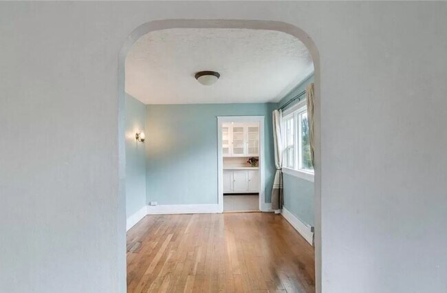 Photo - 1112 Elizabeth Ave