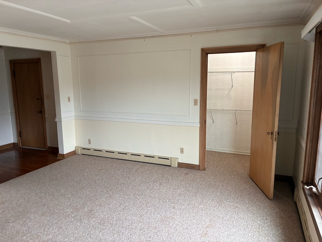 Photo - Hardin Unit D