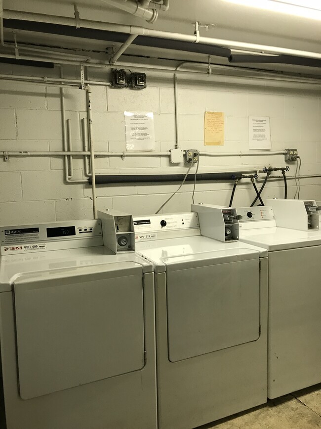 Photo - Campus Park Apartments